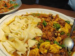 -俭寨大盘鸡·手抓肉·烧烤新疆菜(乌苏路店)