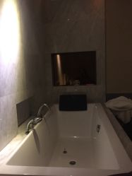 -禾颜社·精致美容