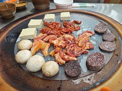 -阿昌白族石板烧·菌锅(大理古城店)