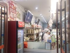 -白玉兰食品(中山公园龙之梦店)