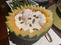 酸奶哈密瓜-楼兰新疆主题餐厅(悠方店)