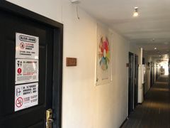 -拖板鞋咖啡旅行酒店(春熙路地铁站店)