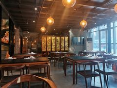 大堂-龚记海鲜20年老字号