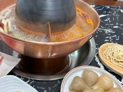 -楼外楼大刀肉传统火锅居(繁荣路店)