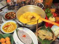 -禄婶鸡煲·打边炉
