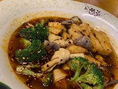 -八一路好吃街(雨田商务大厦店)