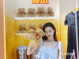蛋糕裙上衣+高腰百搭牛仔裤这套真的很辣妹