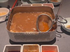 -左庭右院鲜牛肉火锅黑金店(陆家嘴中心店)