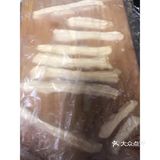 切好形状盖上保鲜膜，二次发孝10分钟就可以下锅了