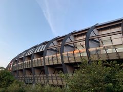 -上海滴水湖皇冠假日酒店