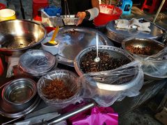 卷粉-侨港风情街