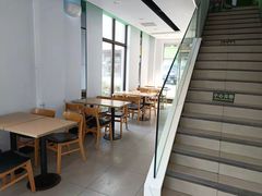 -老乡鸡(滨湖假日店)