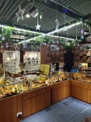 -灵彩珠宝(朗香街店)