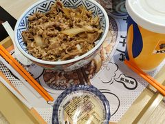 -吉野家(秀谷店)