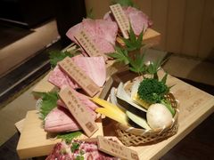 -山川小町·极番烧肉(新地假日广场店)