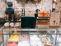 面包甜点陈列柜-VENCHI 闻绮(北京汉光店)