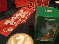 -星巴克臻选(上海合生汇1F店)