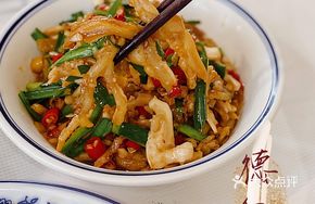 Stewed Duck Feet and Beef Tripe Stir-fry