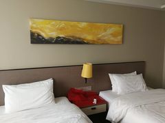 -如家精选酒店(青岛八大关太平角公园地铁站海水浴场店)