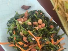 -北京龙庆四季香农家饭庄·灶台鱼·碳烤虹鳟鱼(龙庆峡店)