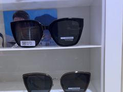 -天空之镜眼镜店蔡司依视路授权店(天通苑店)