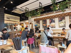 大堂-馋三尺蟹粉小笼(人民广场店)