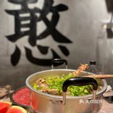 高新区的牛肉火锅店