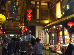 -小天鹅火锅·一线江景洪鼎旗舰店(洪崖洞店)