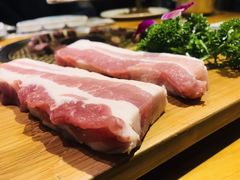 -唯成•韩国炭火烤肉 유성고기