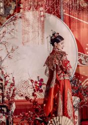-LOVE SHINE婚纱·红鼎庄龙凤褂·妈妈装定制