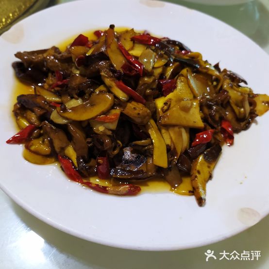 宏鑫食苑野生菌火锅