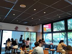 -麦当劳(十字街店)