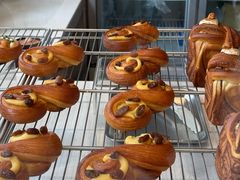 -VERIE BAKEHOUSE