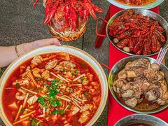-李双猪·小龙虾·烧烤·羊肉煲(乐山店)