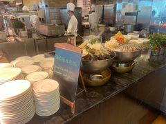 -圣丰索菲特·2 On 988 Café 自助餐厅
