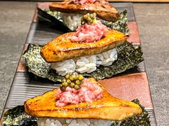 -铭牛烧肉·和牛海鲜自助(高新月牙湖店)