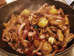 -胡须佬鸡煲四季火锅店(石厦西村直营店)