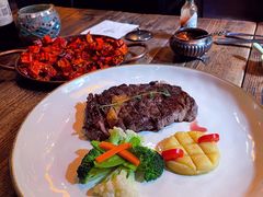 -SISTERS BAR RESTAURANT川意酒馆(嘉善老市H楼店)