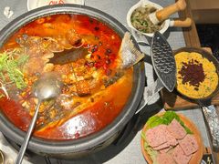 -探鱼·鲜青椒爽麻烤鱼(朝阳悠唐广场店)