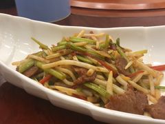 -东馆和天下特色餐饮(工农店)