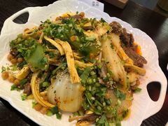 -成都你六姐·牛肉冒菜(城市集市合生汇店)