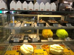 面包甜点陈列柜-猫王榴莲世家(三里屯SOHO商场店)