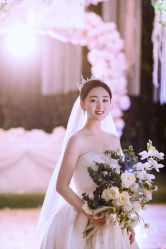 -巴黎春天·菀纱仙庭婚纱美学