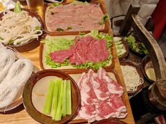 -壹兆圆重庆火锅手工炒底料(长白格林玫瑰湾店)