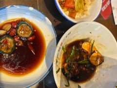 -富正毅三下锅·湘西韵味(天门山索道店)