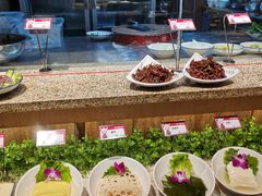 自助取餐区-野山舂·贵州现舂酸汤火锅(鸿通城店)