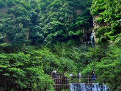 -龙潭大峡谷