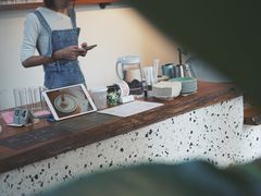 -Line 咖啡(石厦花园店)