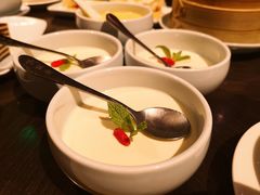 自制鲜奶冻-万丽轩·粤菜(王府井金茂万丽酒店)