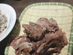 -东口码头·烧鸽子·鱼头泡饼·地方菜(金鹰悦城店)